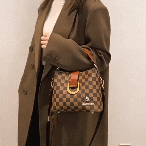 Fashionable Women's Shoulder Bag